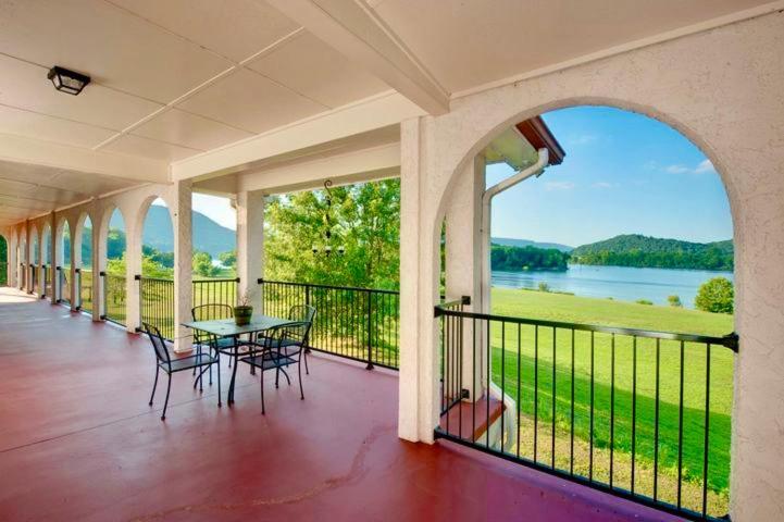 שאטאנוגה Elder Mountain Room At Tennessee Riverplace מראה חיצוני תמונה